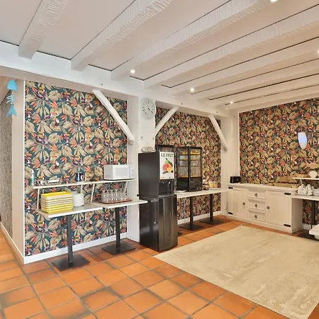 Hotel Marbella 3*