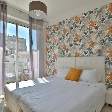 Marbella 3* Μπιαρίτζ