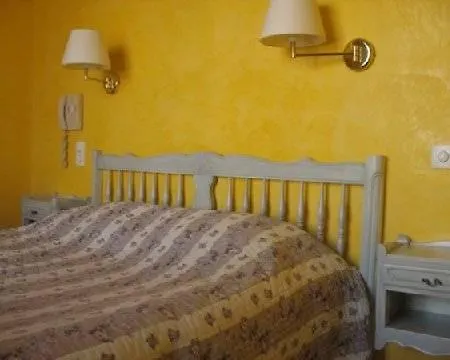 Marbella Отель Биарриц